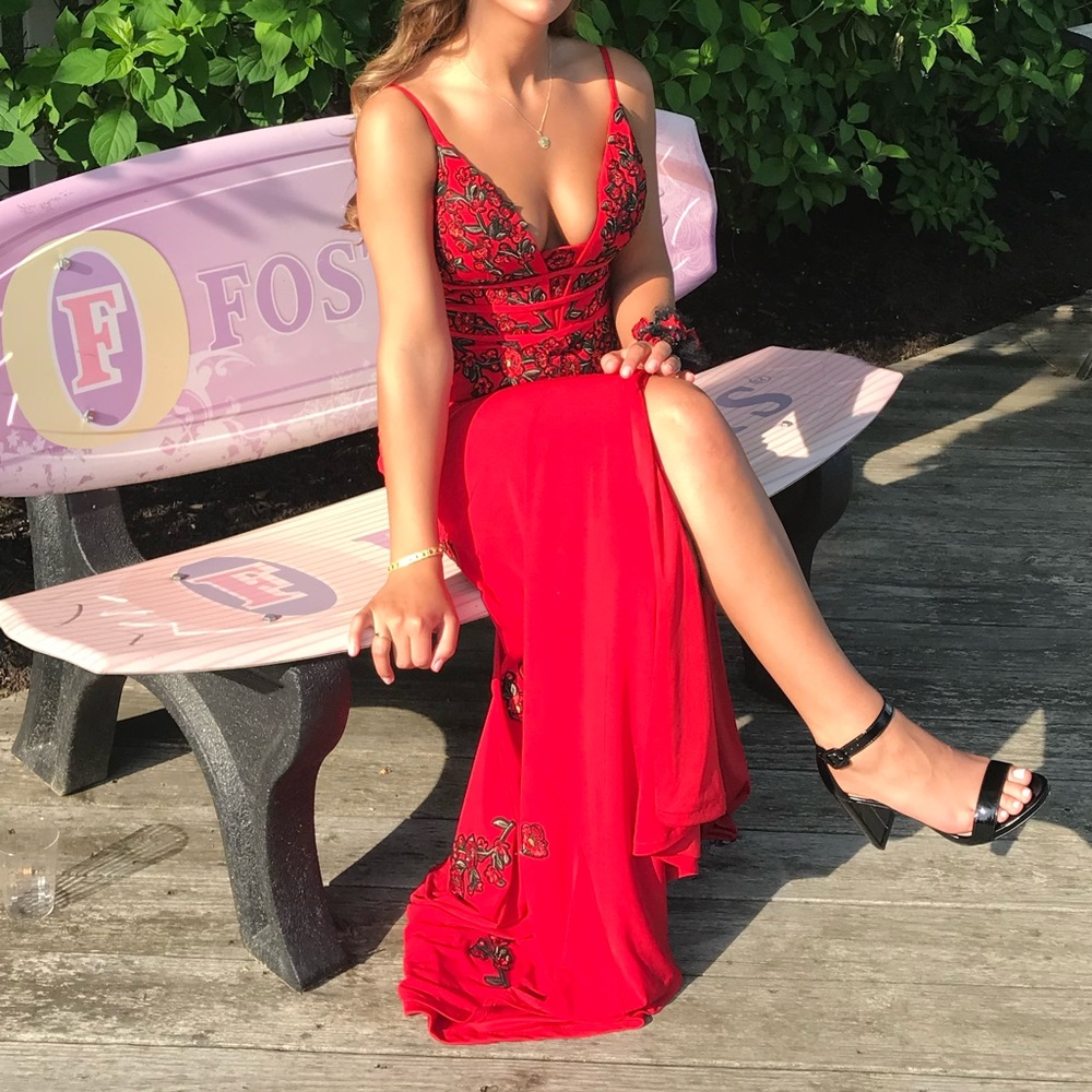 Stunning red embroidered floral prom dress! No tears, rips or anything!